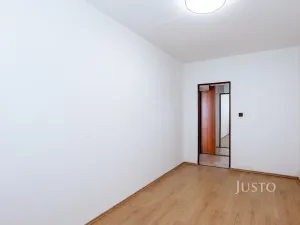 Pronájem bytu 3+kk, Praha - Petrovice, Rezlerova, 63 m2