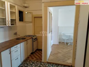 Pronájem bytu 2+1, Praha - Žižkov, Biskupcova, 50 m2