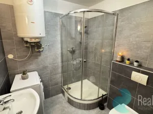 Pronájem bytu 1+kk, České Budějovice, Boh. Kafky, 29 m2