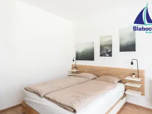 Pronájem bytu 1+kk, Praha - Karlín, Breitfeldova, 45 m2