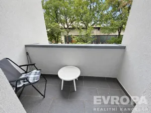 Pronájem bytu 2+kk, Plzeň - Jižní Předměstí, Stehlíkova, 56 m2