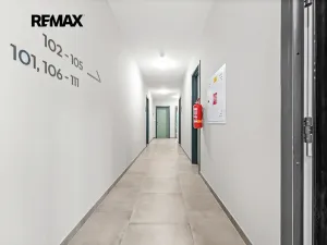 Prodej bytu 2+kk, Praha - Černý Most, Arnošta Valenty, 59 m2