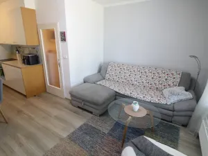 Pronájem bytu 2+kk, Praha - Uhříněves, Saturnova, 48 m2
