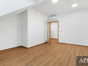 Pronájem bytu 2+1, Strážnice, náměstí Svobody, 58 m2