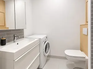 Pronájem bytu 2+kk, Praha - Záběhlice, Trenčínská, 54 m2