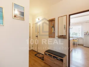 Pronájem bytu 2+1, Hradec Králové, Urxova, 64 m2