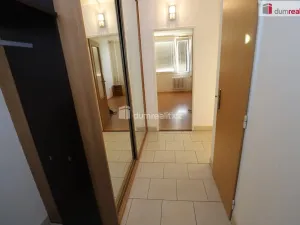 Prodej bytu 2+kk, Praha - Kobylisy, Taussigova, 45 m2