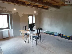 Prodej rodinného domu, Lužice, 233 m2