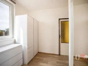 Pronájem bytu 2+kk, Praha - Michle, Podle Kačerova, 43 m2