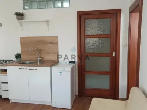 Pronájem bytu 1+1, Rokycany - Nové Město, Javorová, 39 m2
