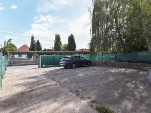 Prodej výrobních prostor, Praha - Horní Počernice, Komárovská, 210 m2