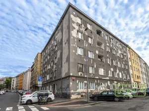 Pronájem bytu 2+kk, Praha, Oblouková, 50 m2