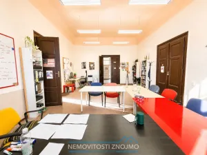 Pronájem kanceláře, Znojmo, Horní náměstí, 103 m2