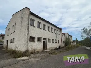 Prodej obchodního prostoru, Jenišovice, 1400 m2