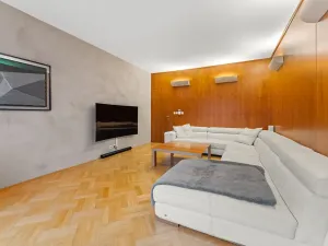 Prodej rodinného domu, Praha - Kyje, Sklenská, 200 m2