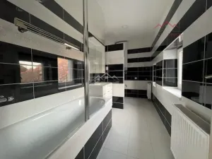 Pronájem bytu 3+1, Chomutov, Ruská, 90 m2
