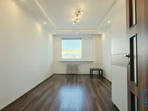 Pronájem bytu 3+kk, Praha - Černý Most, Cíglerova, 70 m2