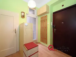 Pronájem bytu 1+1, Praha - Hradčany, Tychonova, 46 m2