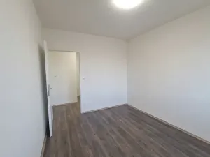 Pronájem bytu 2+kk, Praha - Záběhlice, Jabloňová, 40 m2