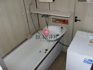 Prodej bytu 2+1, Chomutov, Jirkovská, 65 m2