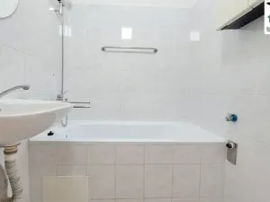 Pronájem bytu 2+1, Cheb, Osvobození, 50 m2