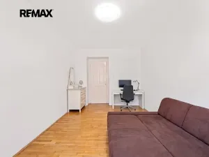 Prodej bytu 3+1, Praha - Nusle, Jaromírova, 80 m2