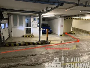 Pronájem garážového stání, Praha - Stodůlky, Petržílkova, 23 m2