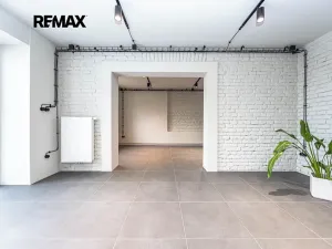 Pronájem kanceláře, Praha - Smíchov, U smíchovského hřbitova, 53 m2