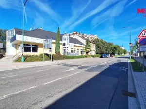 Pronájem obchodního prostoru, Chlumec nad Cidlinou - Chlumec nad Cidlinou IV, Kozelkova, 24 m2