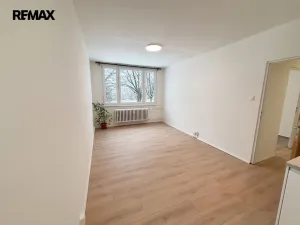 Pronájem bytu 2+kk, Praha - Michle, V zápolí, 40 m2