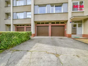 Pronájem garáže, Mariánské Lázně, Stavbařů, 19 m2
