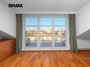 Prodej bytu 3+kk, Praha - Holešovice, Dobrovského, 107 m2