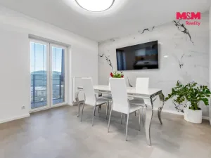 Prodej bytu 4+kk, Králův Dvůr - Levín, Na Lucberku, 141 m2