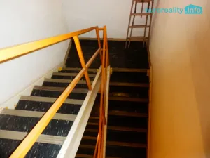 Pronájem obchodního prostoru, Praha - Stodůlky, Mukařovského, 1082 m2