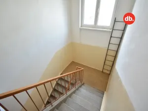 Prodej bytu 2+1, Toužim, Plzeňská, 58 m2
