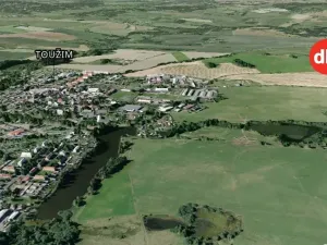 Prodej pozemku pro bydlení, Toužim, 17335 m2