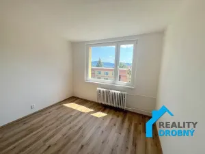 Pronájem bytu 1+kk, Děčín, Slovanská, 22 m2
