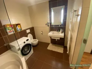 Pronájem bytu 1+kk, Praha - Suchdol, Suchdolské náměstí, 30 m2