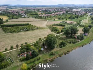 Prodej zahrady, Uherský Ostroh - Ostrožské Předměstí, Dlouhá, 1689 m2