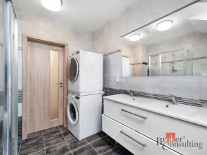 Prodej rodinného domu, Pozořice, U školy, 466 m2