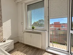 Prodej bytu 2+1, Znojmo, Dukelských bojovníků, 59 m2