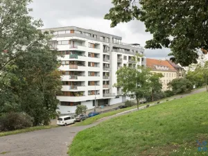 Pronájem bytu 1+kk, Praha - Žižkov, Kališnická, 32 m2