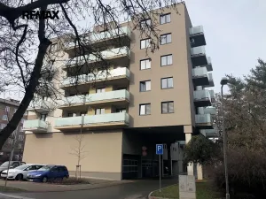 Pronájem garáže, Plzeň, Koterovská, 12 m2