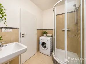 Prodej atypického bytu, Praha - Smíchov, Plzeňská, 190 m2