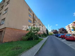 Pronájem bytu 1+1, Zlín, Hluboká, 37 m2