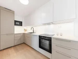 Prodej bytu 4+kk, Praha - Strašnice, Pod strání, 71 m2