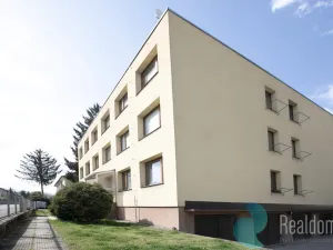 Pronájem bytu 2+kk, Benešov, Konopišťská, 40 m2