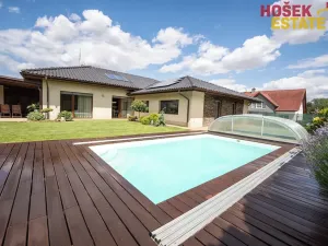 Prodej rodinného domu, Holubice, 240 m2