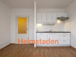 Pronájem bytu 1+kk, Orlová - Lutyně, Masarykova třída, 26 m2