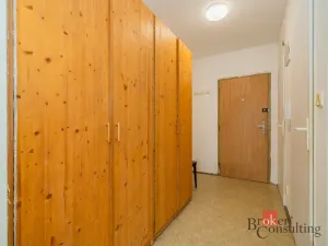 Prodej bytu 2+kk, Praha - Stodůlky, Bašteckého, 43 m2